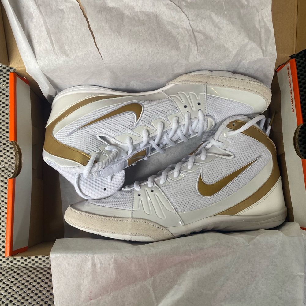 Nike freek wrestling shoes 9.5